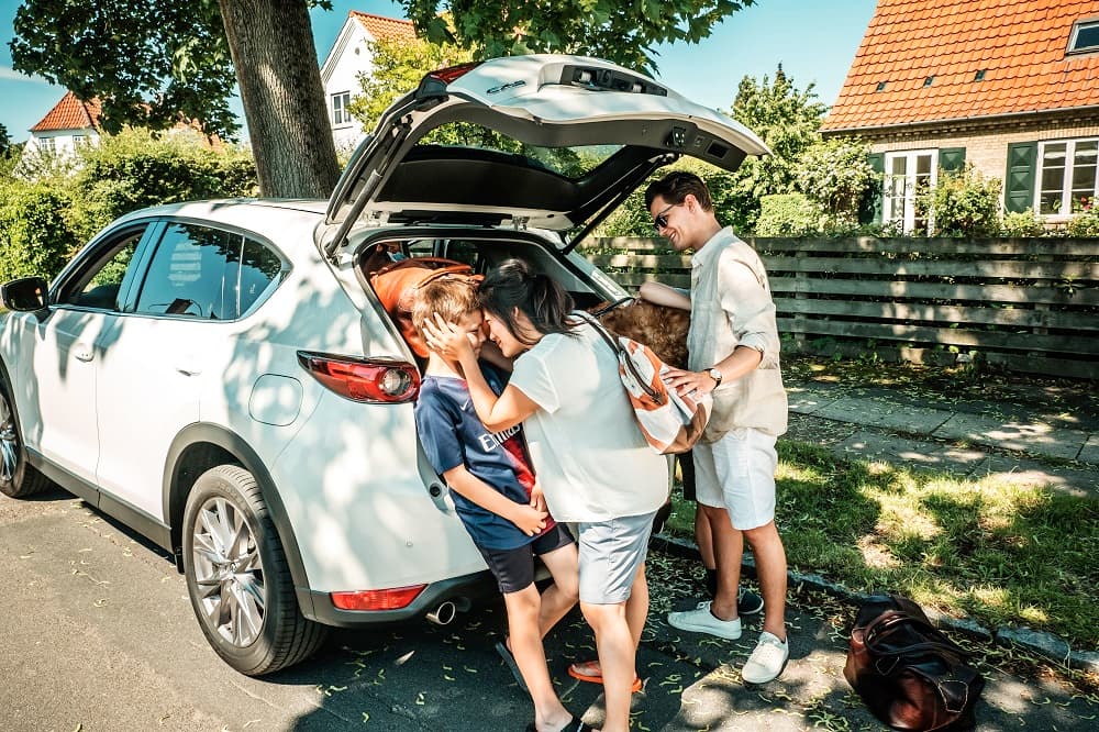 Familie på bilferie