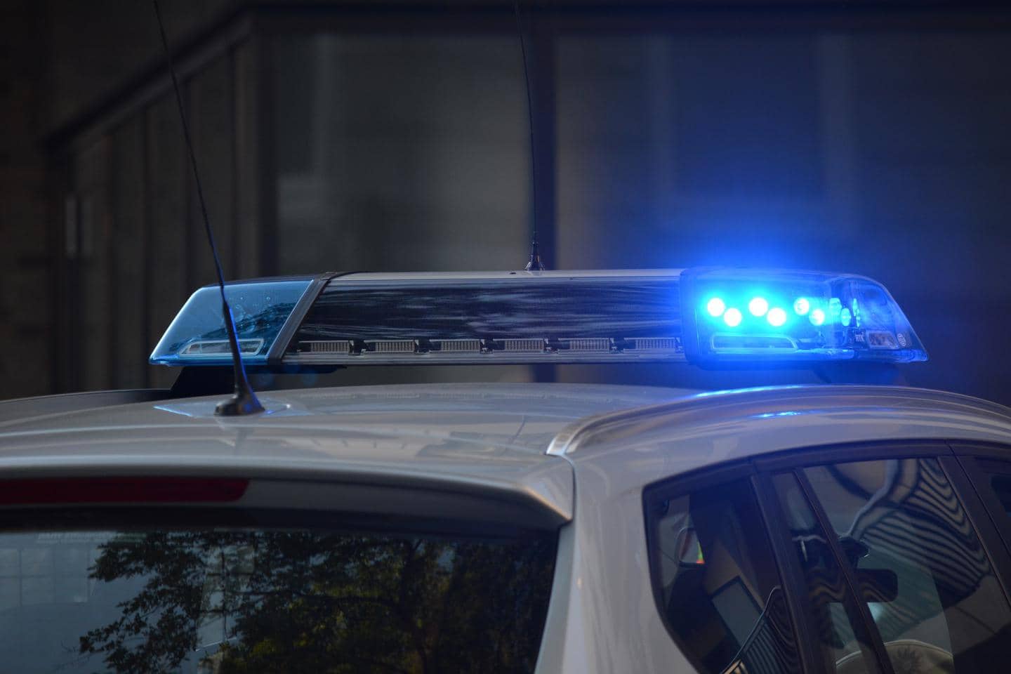 Politisirener på en bil i en NBCR terrorsituation.