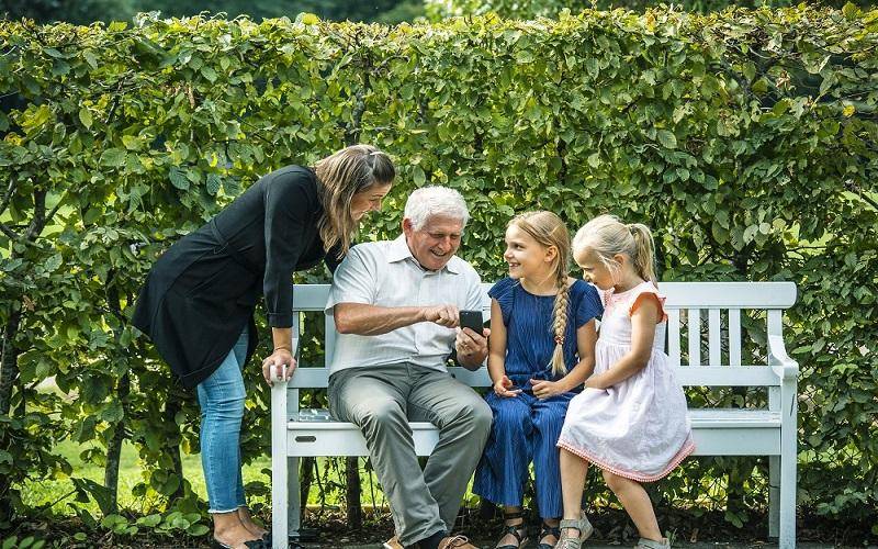 Glad familie